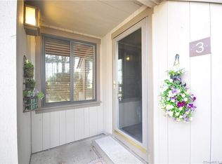 3 Woods Hollow Ct #178-C, Avon, CT 06001