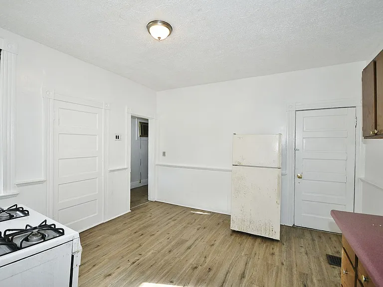 208 Pattison Ave #1 — Photo 12