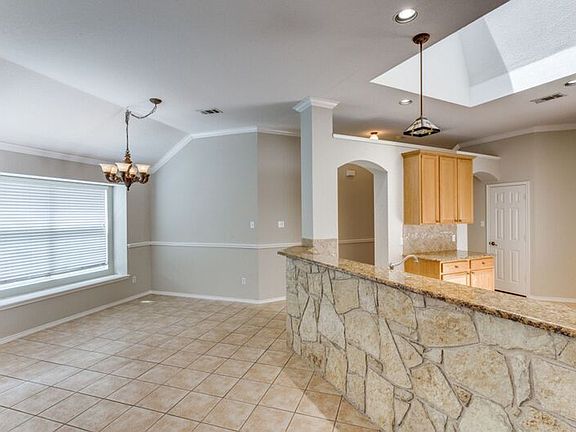 4th image of 5205 Golden Wheat Ln