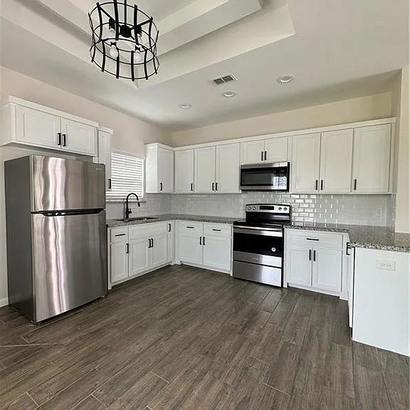 400 Rafael Dr #3 — Photo 4
