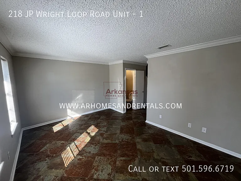 218 S Jp Wright Loop Rd #1 — Photo 2