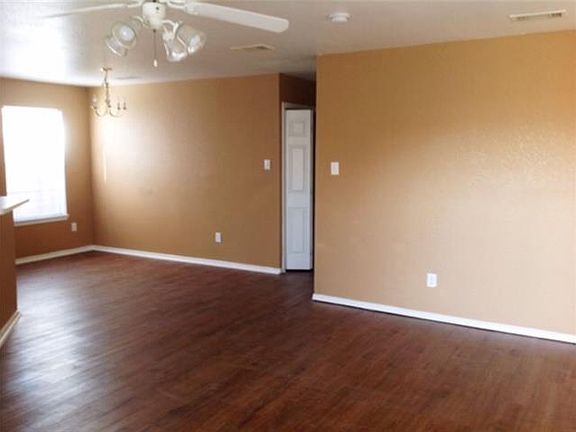 5th image of 9723 Stonewood Dr
