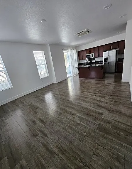 1660 Spring St — Photo 11