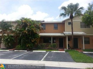 307 NW 106th Ter, Pembroke Pines, FL 33026