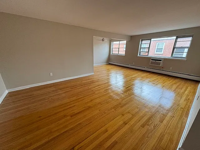 1 bed, 773 sqft, $1,735 — Photo 2