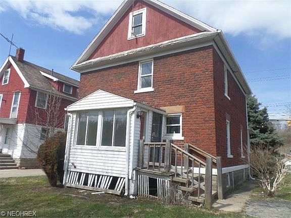 2nd image of 12818 Broadway Ave