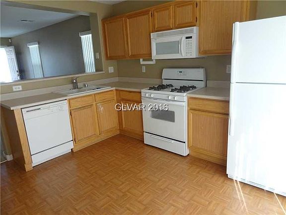 2nd image of 5521 Henshaw Ave #0