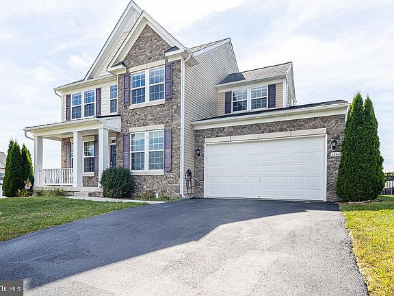 3rd image of 6840 Pennington Dr