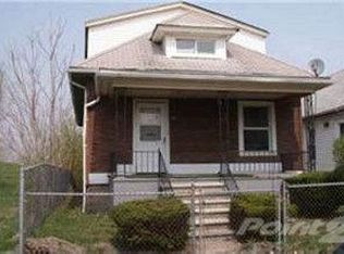 320 W Buena Vista St, Highland Park, MI 48203