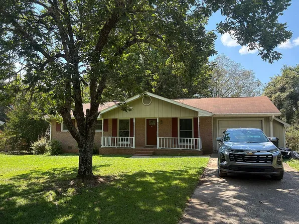 105 Arrowood Rd, Tyrone, GA 30290