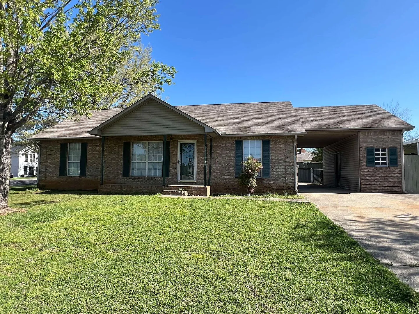 Privacy Fence! 3 Bed, 2 Bath, 20' Storage Building — Photo 1