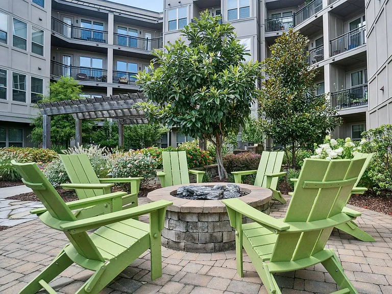 The Linden Apartments — Photo 9