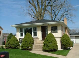 10019 S Melvina Ave, Oak Lawn, IL 60453
