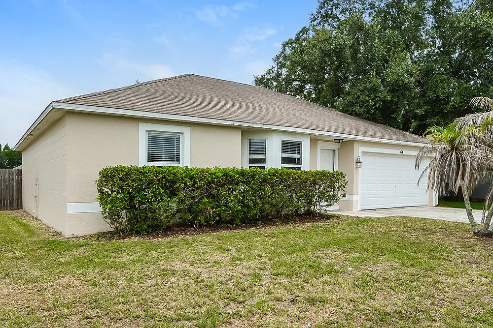 3 bed, 2.0 bath, 1332 sqft, $1,735 — Photo 3