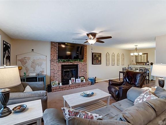 5th image of 2320 Windsor Village Dr