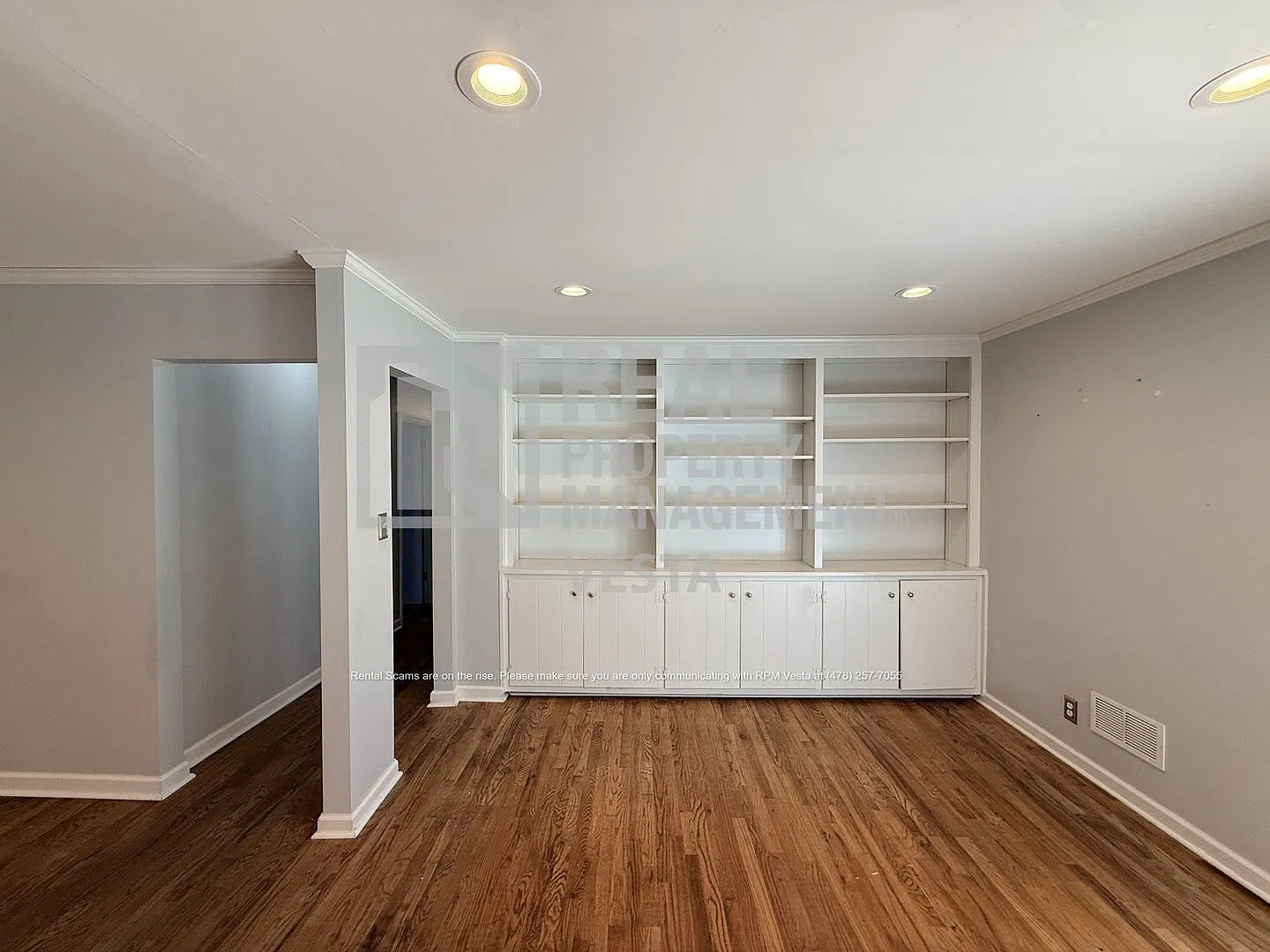 3 bed, 2.5 bath, 1468 sqft, $1,700 — Photo 4