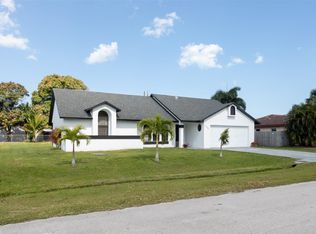 2442 SE University Ter, Port Saint Lucie, FL 34952