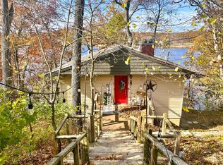 192 Eastshore Dr, Jerome, MI 49249