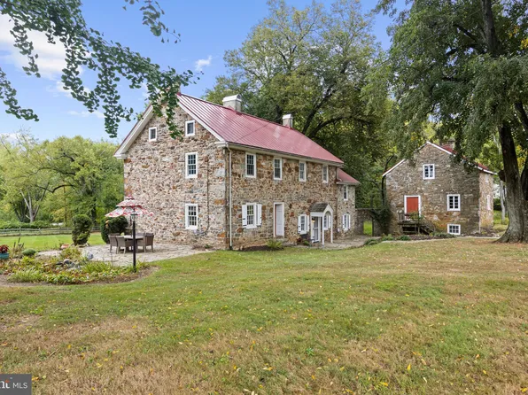 621 Newcomen Rd, Exton, PA 19341