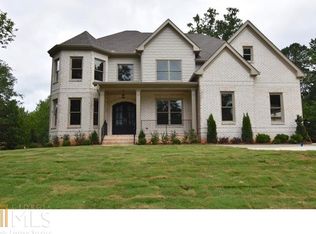 3674 Robinson Rd NE, Marietta, GA 30068
