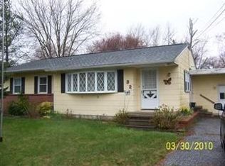 32 E Secluded Ln, Rio Grande, NJ 08242