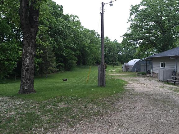 3rd image of 4681 County Road 5 NE