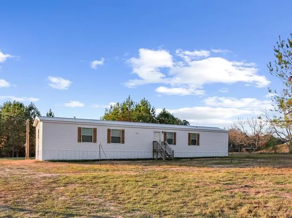 786 Saint Mary Rd, Cottonwood, AL 36320