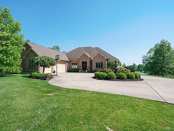 3rd image of 7740 Twin Oaks Dr