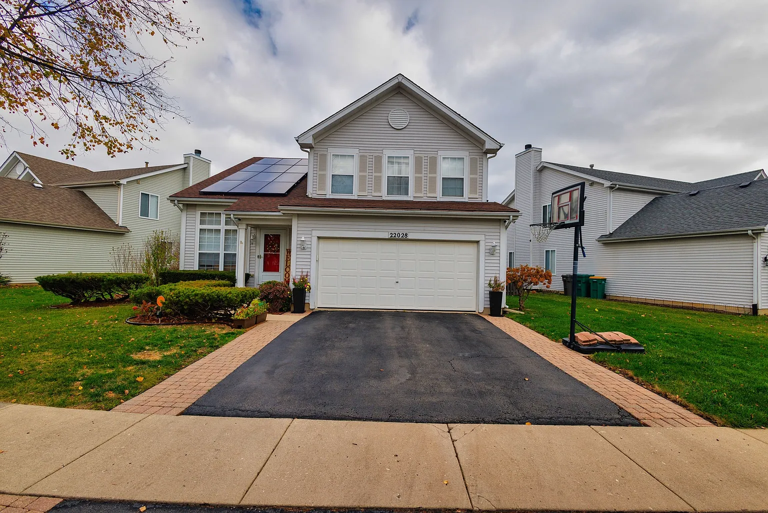22028 W Lakeland Trl photo 1