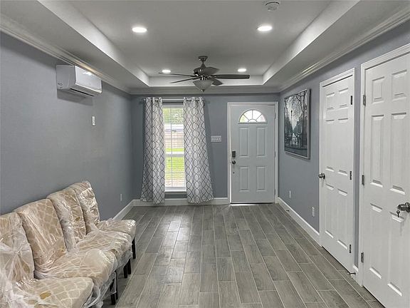 5th image of 503 S Jack St #B
