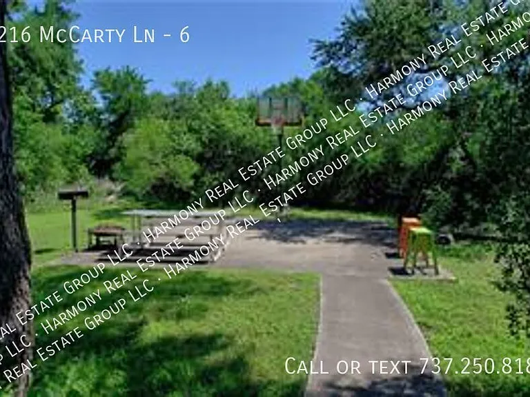 5216 McCarty Ln #6 — Photo 4