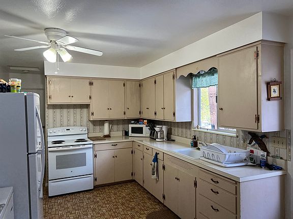 5th image of 841 Peninsula Dr