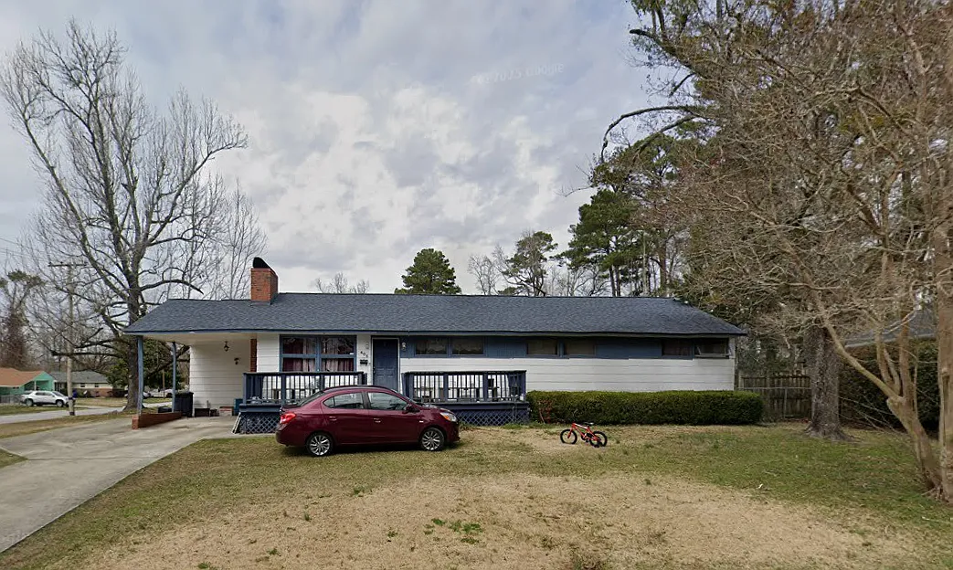 2 bed, 1000 sqft, $800 — Photo 1