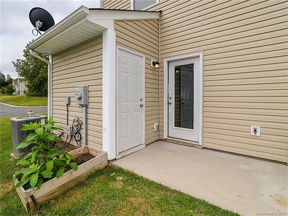 4th image of 408 Kilberry Ln #70
