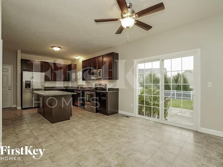 4642 Haley Way — Photo 5
