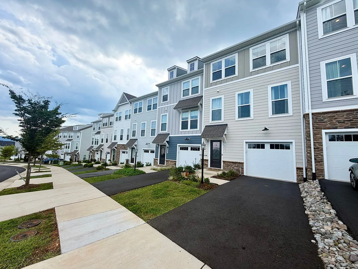 6003 McComb Street - Modern 4BR Crozet Townhome with a Fenced Yard! — Photo 3