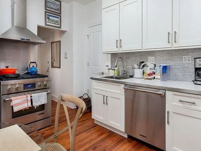 408 E 73rd St APT 2A, Manhattan, NY, 10021