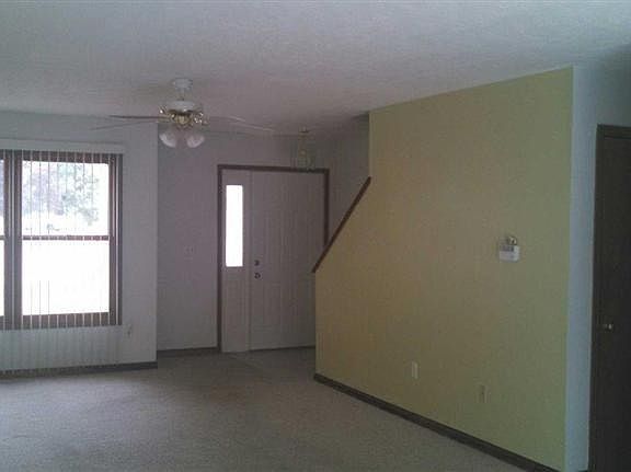 4th image of 313 Fairview Cir