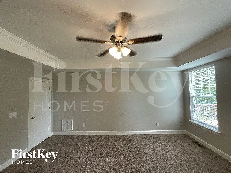 319 Ironwood Dr — Photo 6