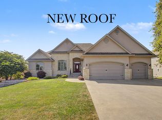 3705 Hawthorne Woods Ter, Manhattan, KS 66503