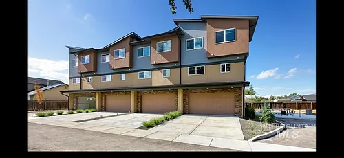 2281 N Shaelyn Ln Photo 1