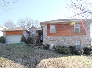 3080 S Palisades Dr, Springfield, MO 65807