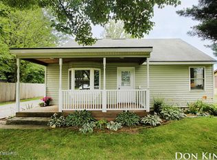 3727 Fitzhugh Ave NE, Grand Rapids, MI 49525