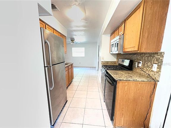 4th image of 2455 Princess Carol Ct