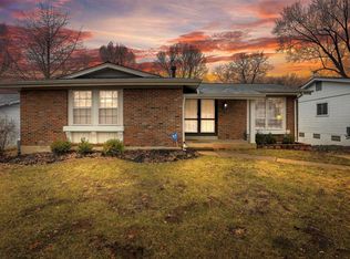 659 Turfwood Dr, Ballwin, MO