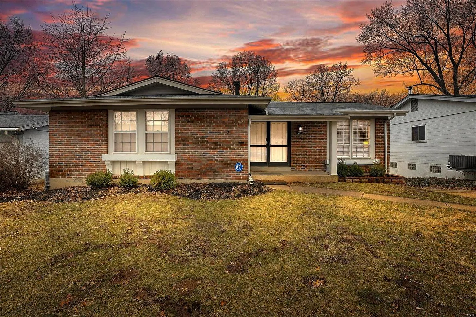 659 Turfwood Dr photo 1