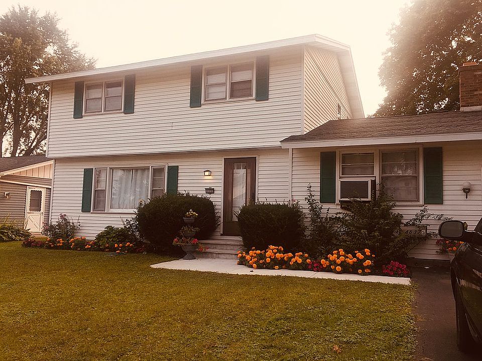 1st image of 4837 Juneway Dr S