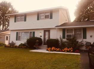 4837 Juneway Dr S, Liverpool, NY 13088