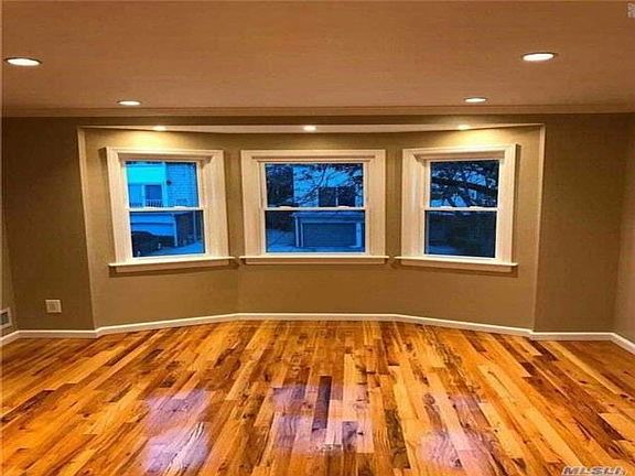 4th image of 1569 216th St #1