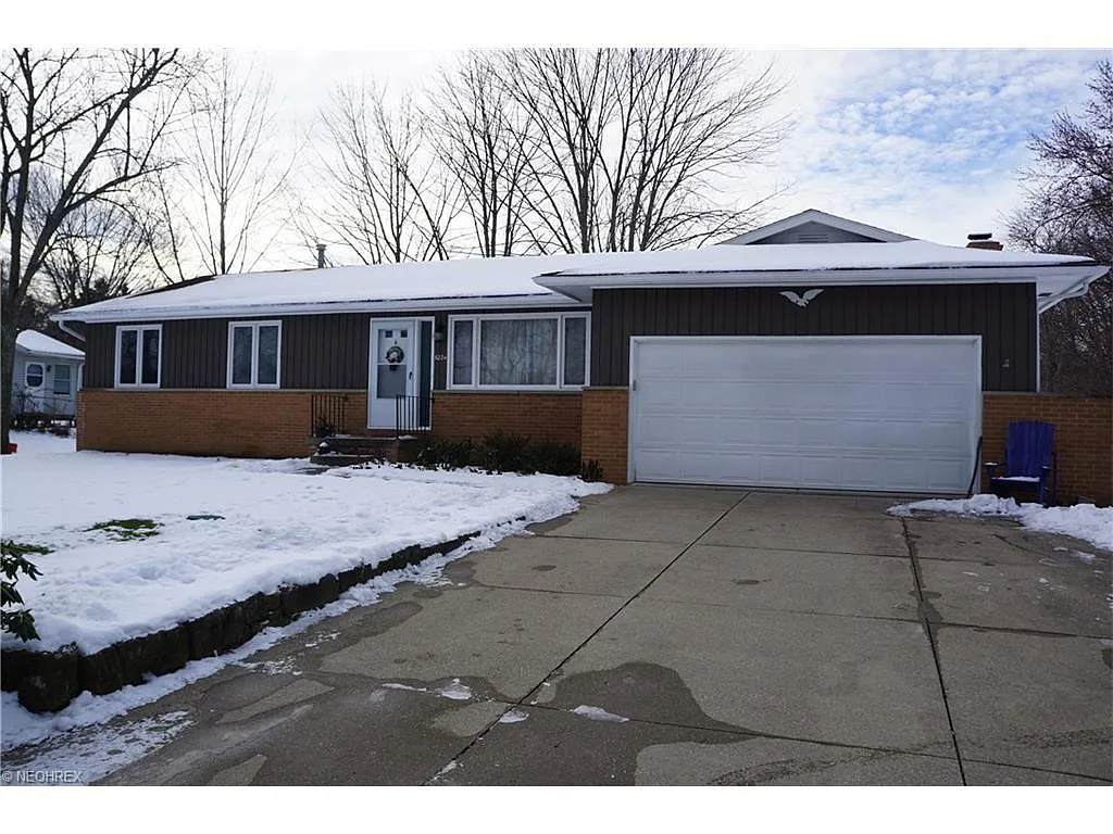 6224 Renninger Rd photo 1